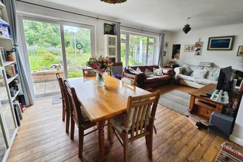Living Dining