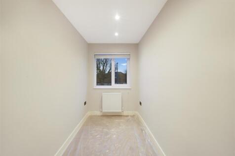 4 Denise Court, Eton Avenue - jZwFVv4mVIOTXkjAGm90