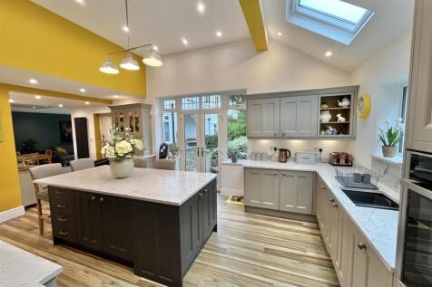 Breakfast/Kitchen