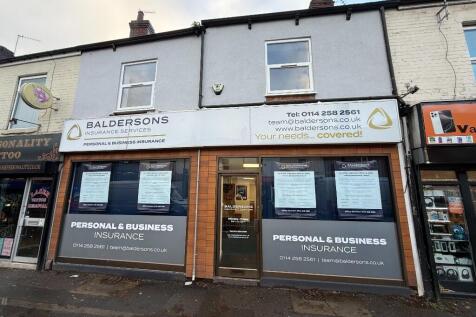 Retail Property (high street) to rent in woodsetts