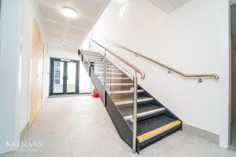 27 bed, 24 bath Block of Apartments in Manchester - Photo 38