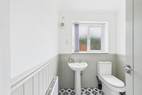 Downstairs Cloakroom