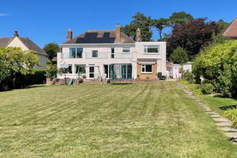 BRYN Y BIA 26 REAR NEW.jpg