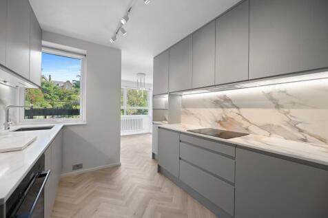 RCTEC- 7 marlborough- kitchen 3.jpg