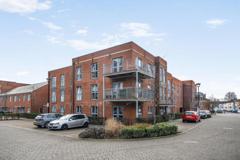 1415868-1-698f036...