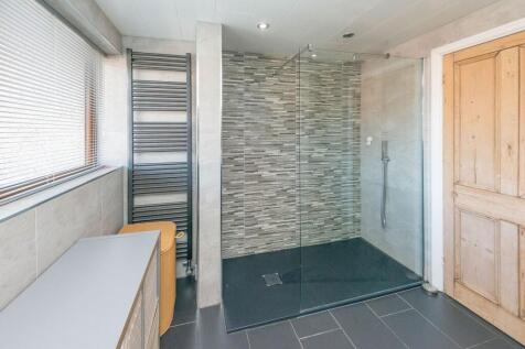 BEDROOMS AND BATHROOMS