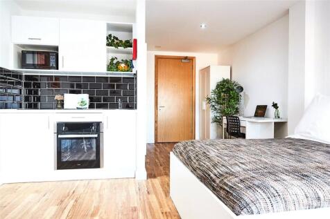 AVAILABLE NOW Dont miss this spacious STUDIO APARTMENT in X1 THE STUDIOS. Coming with ALL BILLS INCLUDED an ONSITE GYM, CINEMA and LAUNDRY ROOM. These studios are perfect for students and working prof