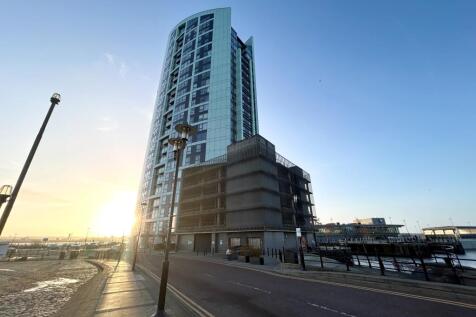 ** Zero Deposit Guarantee Available **
Available to move in from the end of September. 17th floor two bedroom apartment, part furnished, with breathtaking city and water views!