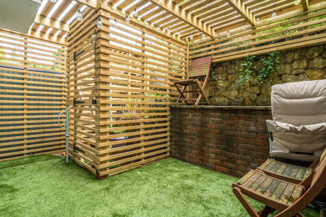 1385133-5-6925ba8...