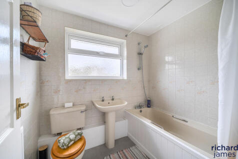 c513708390e34216aafa2399a1408fb5