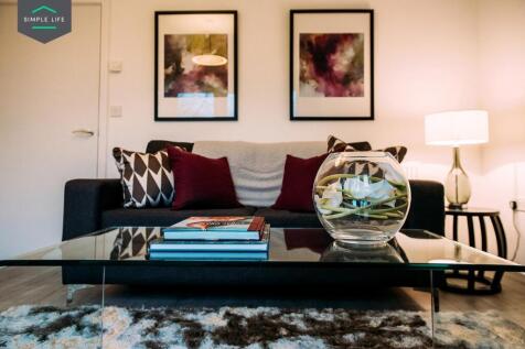 Weaver UP_living2.jpg