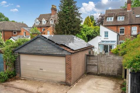 Double Garage & Parking