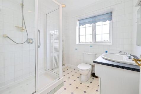 Bungalow Shower Room