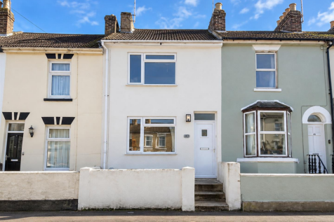 4 Bedroom Terraced in ME7 1EP