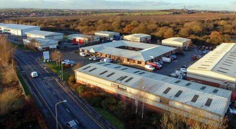 Warehouse to rent in dinnington