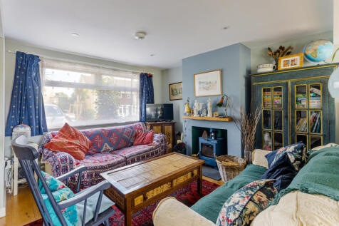 A17 - 3 Crispin Road Kingsbridge - 250930