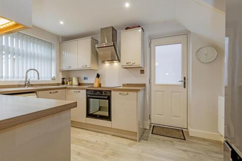 Kitchen-2.jpg