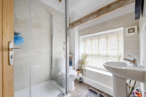 Principal En Suit...