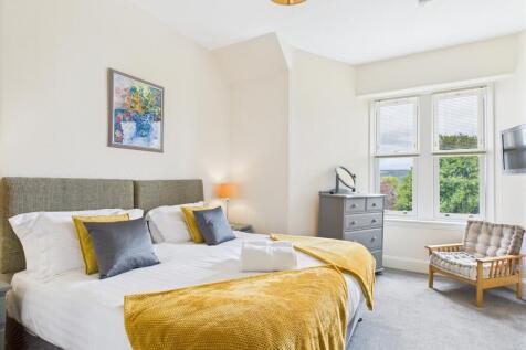 CAM03185G0-PR0103-STILL003