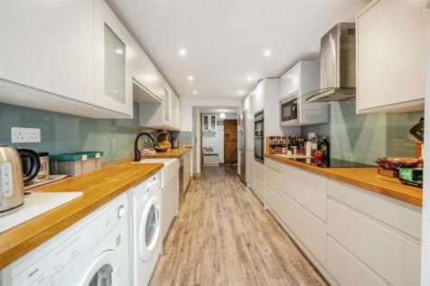 Lavender Cottage, 19 Lower Street, Pury End