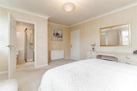 Master Bedroom - B.jpg