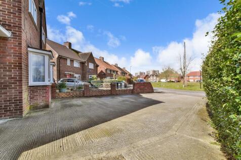 Driveway/Parking