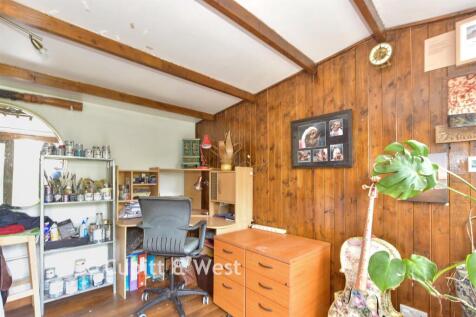 Workshop/Outbuildings