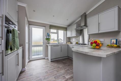 Plot 19 Littlehampton Marina-Small-PorticoMarketin