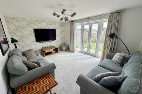 Bramleys Estate Agents - Lavender Court - Mirfield