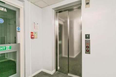 pbox-IMG.jpg