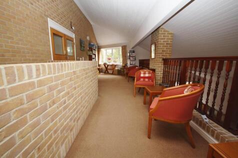 Mill Ct Communal.jpg