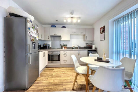 1 Bedroom Flat for Sale