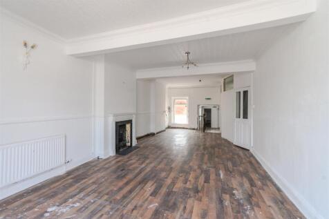 RECEPTION ROOM 1