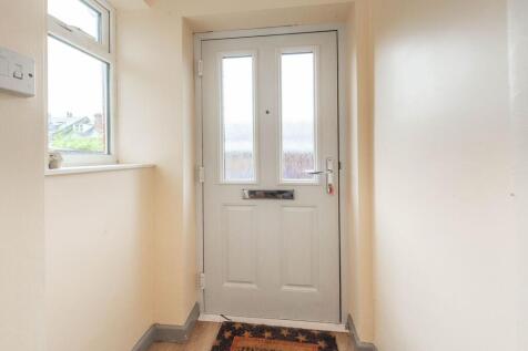 ENTRY WAY AND LANDING