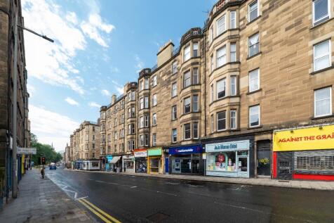 A well-presented two-bedroom, third-floor flat situated in the highly sought-after Morningside district of Edinburgh, offering an excellent range of local amenities, including independent cafés, bouti