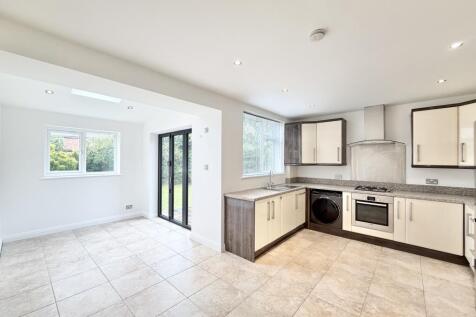 3 Bedroom Terraced in M33 5PW