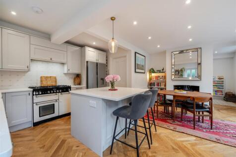 Kitchen / dining / family room
