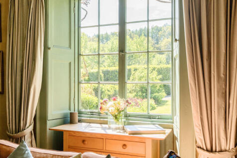 9-681a42aee0757-1...