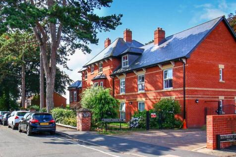 Wilton Court - Southbank Road side) .jpg