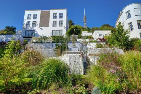 48a Worcester Rd (60