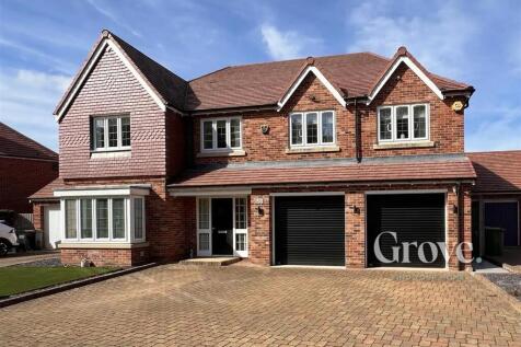Dyas Close Hagley 2.jpg