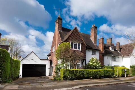 D0438 155 hampstead way ext3.jpg