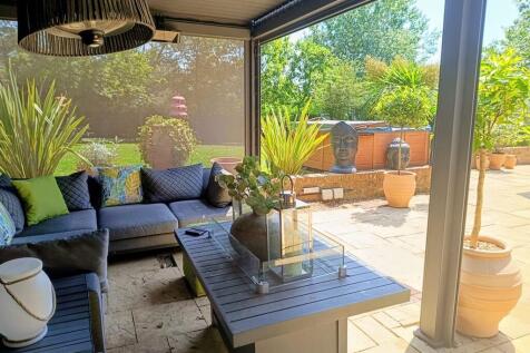 Pergola outlook