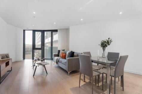A beautifully presented one-bedroom apartment in City North, a landmark regeneration destination directly adjacent to Finsbury Park. This furnished home offers a perfect blend of contemporary design,