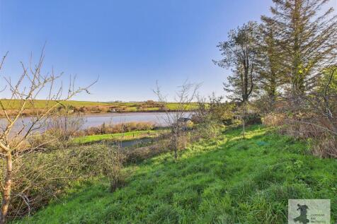 Optional Garden available by separate negotiation