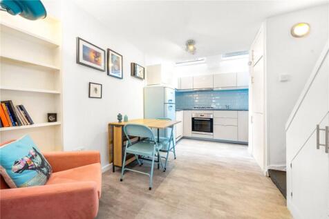Reception/Kitchen