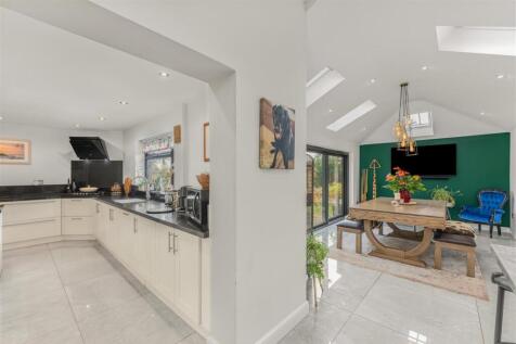 1 Lawrence Leys, Bloxham-18.jpg