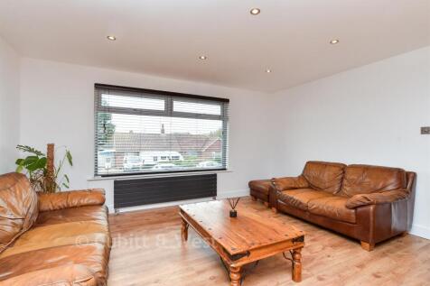 Kitchen/ Living Room