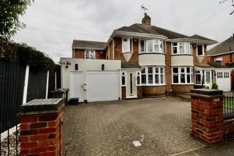 Front Garden/Driveway