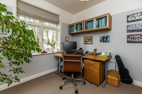 59 Tavistock Driv...